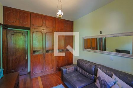 Casa à venda com 497m², 5 quartos e 6 vagasQuarto 5