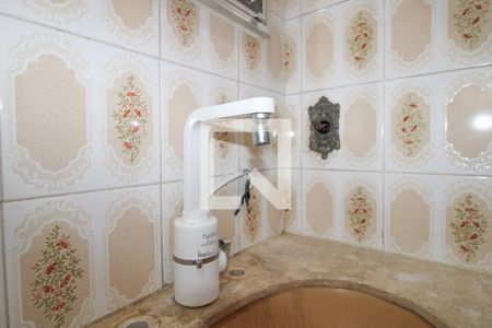 Casa à venda com 118m², 3 quartos e 1 vaga Casa à venda com 118m², 3 quartos e 1 vagaBanheiro