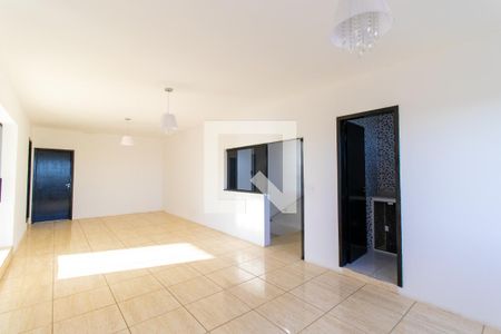 Sala de casa para alugar com 3 quartos, 160m² em Jardim Amélia, Pinhaiss