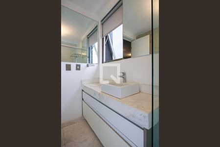 Apartamento à venda com 90m², 1 quarto e 2 vagasSuíte - Banheiro