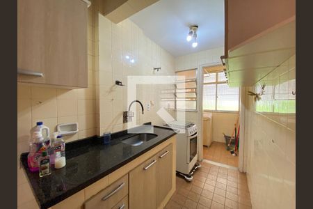 Apartamento à venda com 58m², 2 quartos e 1 vagaCozinha