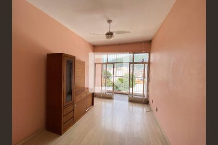 Apartamento à venda com 58m², 2 quartos e 1 vagaSala