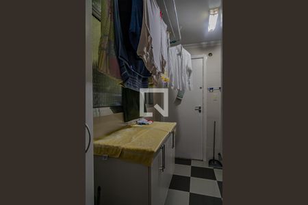 Apartamento à venda com 131m², 3 quartos e 1 vaga Apartamento à venda com 131m², 3 quartos e 1 vagaÁrea de Serviço