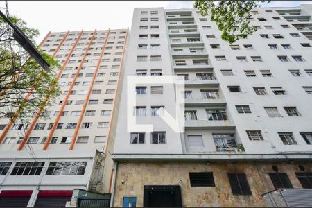 Apartamento à venda com 131m², 3 quartos e 1 vaga Apartamento à venda com 131m², 3 quartos e 1 vagaFachada