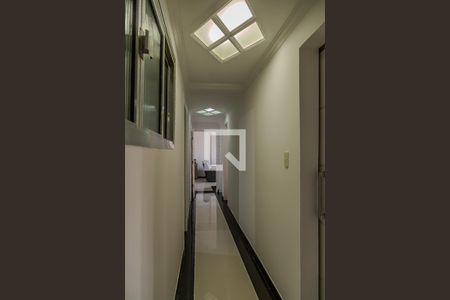 Apartamento à venda com 131m², 3 quartos e 1 vaga Apartamento à venda com 131m², 3 quartos e 1 vagaCorredor