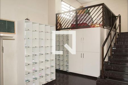 Apartamento à venda com 131m², 3 quartos e 1 vaga Apartamento à venda com 131m², 3 quartos e 1 vagaHall Social
