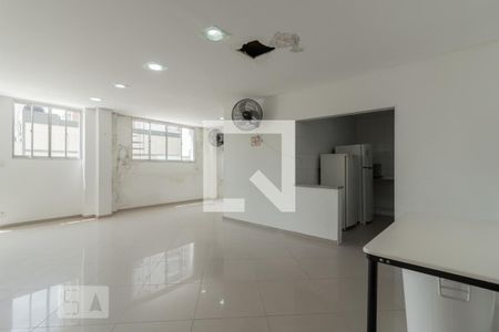 Apartamento à venda com 131m², 3 quartos e 1 vaga Apartamento à venda com 131m², 3 quartos e 1 vagaÁrea comum