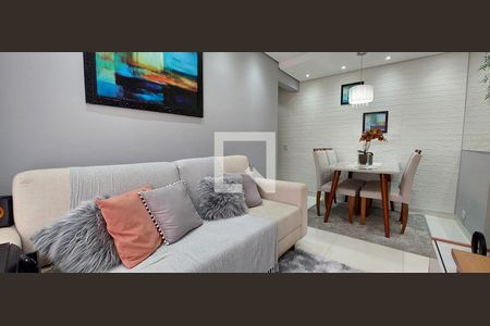 Sala de apartamento à venda com 2 quartos, 50m² em Vila Homero Thon, Santo André