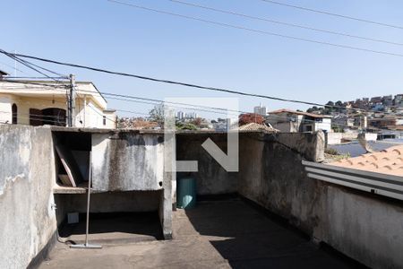 Casa à venda com 208m², 3 quartos e 2 vagas Casa à venda com 208m², 3 quartos e 2 vagasÁrea externa