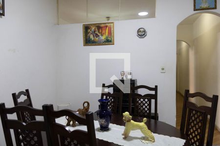 Casa à venda com 208m², 3 quartos e 2 vagas Casa à venda com 208m², 3 quartos e 2 vagasCopa