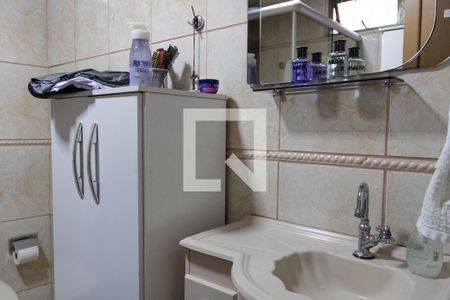 Casa à venda com 208m², 3 quartos e 2 vagas Casa à venda com 208m², 3 quartos e 2 vagasBanheiro 2