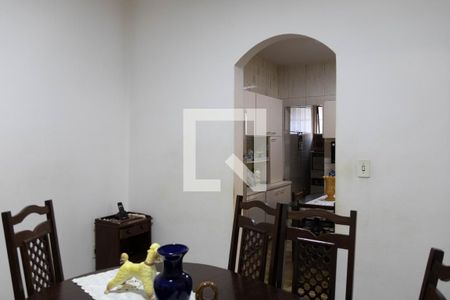 Casa à venda com 208m², 3 quartos e 2 vagas Casa à venda com 208m², 3 quartos e 2 vagasCopa