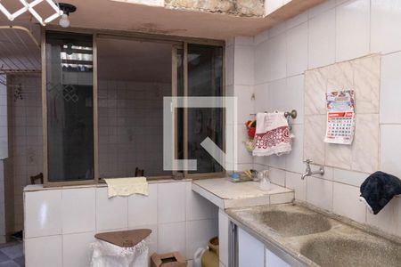 Casa à venda com 208m², 3 quartos e 2 vagas Casa à venda com 208m², 3 quartos e 2 vagasÁrea de Serviço