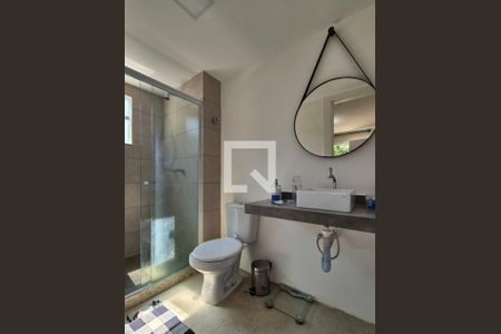 Casa de condomínio para alugar com 130m², 2 quartos e 2 vagas Casa de condomínio para alugar com 130m², 2 quartos e 2 vagasBanheiro da Suíte 2