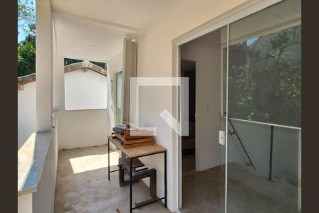 Casa de condomínio para alugar com 130m², 2 quartos e 2 vagas Casa de condomínio para alugar com 130m², 2 quartos e 2 vagasVaranda da suite 2