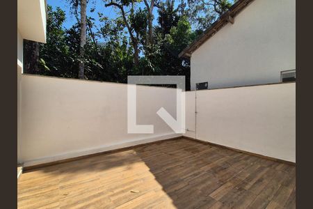 Casa de condomínio para alugar com 130m², 2 quartos e 2 vagas Casa de condomínio para alugar com 130m², 2 quartos e 2 vagasÁrea externa