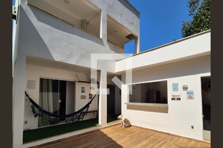 Casa de condomínio para alugar com 130m², 2 quartos e 2 vagas Casa de condomínio para alugar com 130m², 2 quartos e 2 vagasÁrea externa
