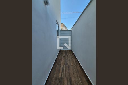 Casa de condomínio para alugar com 130m², 2 quartos e 2 vagas Casa de condomínio para alugar com 130m², 2 quartos e 2 vagasEntrada
