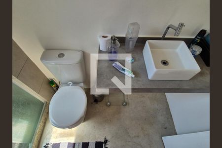 Casa de condomínio para alugar com 130m², 2 quartos e 2 vagas Casa de condomínio para alugar com 130m², 2 quartos e 2 vagasBanheiro da Suíte 2