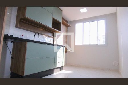 Sala/Cozinha de apartamento para alugar com 1 quarto, 25m² em Vila Prudente, São Paulo