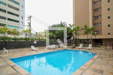 Apartamento à venda com 82m², 3 quartos e 2 vagasPiscina