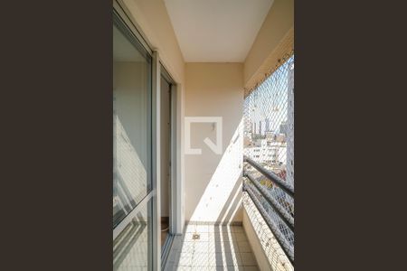 Apartamento à venda com 82m², 3 quartos e 2 vagasVaranda