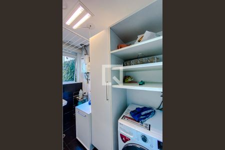 Apartamento à venda com 130m², 2 quartos e 3 vagasÁrea de Serviço