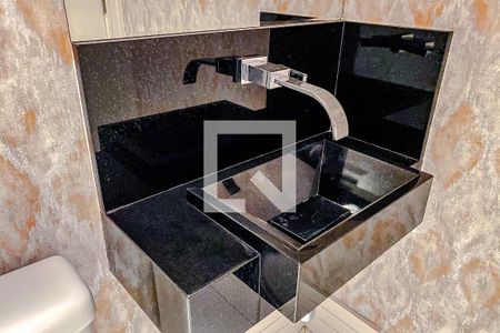 Apartamento à venda com 130m², 2 quartos e 3 vagasLavabo