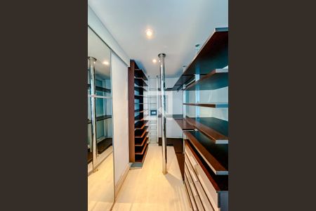 Apartamento à venda com 130m², 2 quartos e 3 vagasQuarto 1 - Suíte