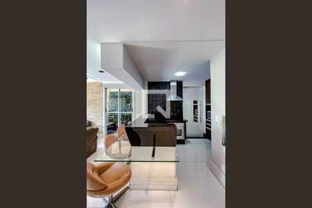 Apartamento à venda com 130m², 2 quartos e 3 vagasCozinha