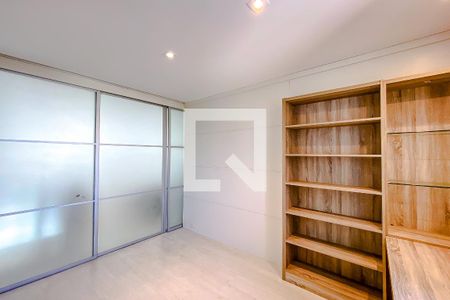 Apartamento à venda com 130m², 2 quartos e 3 vagasQuarto 2 - Suíte