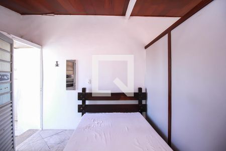 Quarto de kitnet/studio para alugar com 1 quarto, 50m² em Sagrada Família, Belo Horizonte