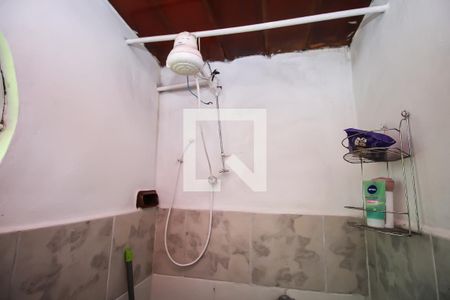 Banheiro de kitnet/studio para alugar com 1 quarto, 50m² em Sagrada Família, Belo Horizonte