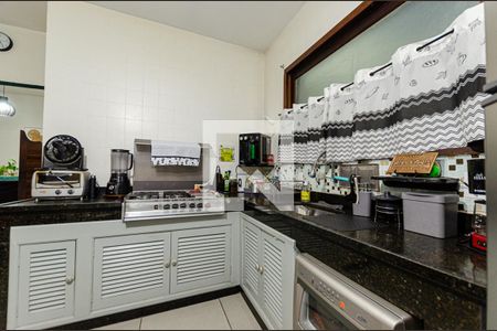 Casa de condomínio à venda com 220m², 3 quartos e 2 vagas Casa de condomínio à venda com 220m², 3 quartos e 2 vagasCozinha