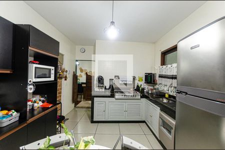 Casa de condomínio à venda com 220m², 3 quartos e 2 vagas Casa de condomínio à venda com 220m², 3 quartos e 2 vagasCozinha