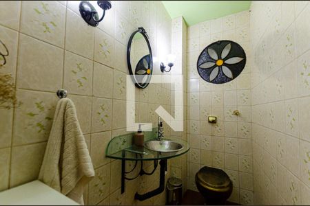 Casa de condomínio à venda com 220m², 3 quartos e 2 vagas Casa de condomínio à venda com 220m², 3 quartos e 2 vagasCobertura
