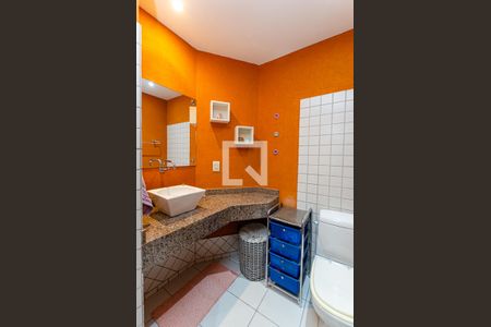 Casa de condomínio à venda com 220m², 3 quartos e 2 vagas Casa de condomínio à venda com 220m², 3 quartos e 2 vagasBanheiro do Quarto 3