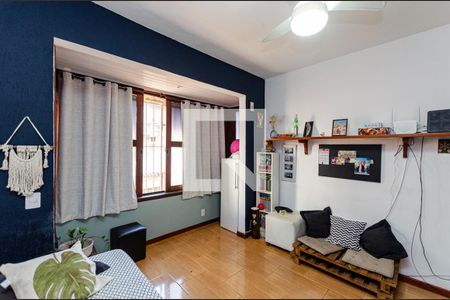 Casa de condomínio à venda com 220m², 3 quartos e 2 vagas Casa de condomínio à venda com 220m², 3 quartos e 2 vagasQuarto 2