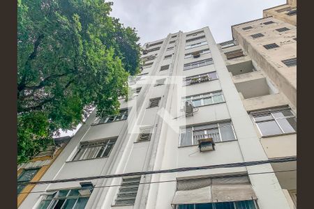 Apartamento à venda com 28m², 1 quarto e sem vaga Apartamento à venda com 28m², 1 quarto e sem vagaFachada