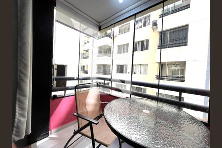 Varanda de kitnet/studio à venda com 1 quarto, 37m² em Jabaquara, São Paulo