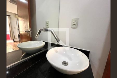 Studio à venda com 37m², 1 quarto e 1 vaga Studio à venda com 37m², 1 quarto e 1 vagaBanheiro