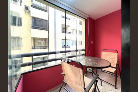 Varanda de kitnet/studio à venda com 1 quarto, 37m² em Jabaquara, São Paulo