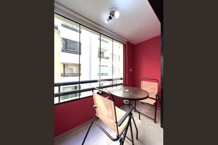 Varanda de kitnet/studio à venda com 1 quarto, 37m² em Jabaquara, São Paulo