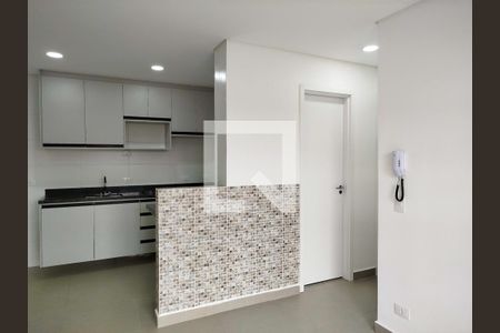 Sala/Cozinha de apartamento para alugar com 2 quartos, 42m² em Chácara Santo Antônio (zona Leste), São Paulo