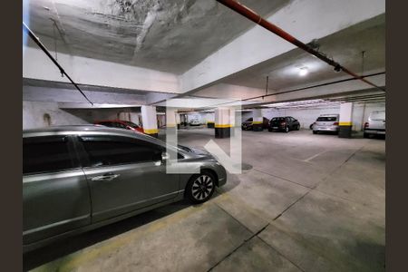 Apartamento para alugar com 42m², 1 quarto e 1 vaga Apartamento para alugar com 42m², 1 quarto e 1 vagaGaragem