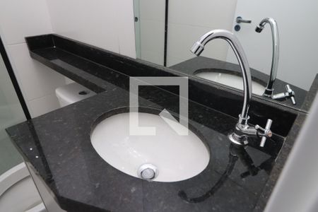 Apartamento para alugar com 41m², 2 quartos e sem vagaBanheiro