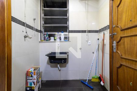 Apartamento à venda com 69m², 3 quartos e 1 vagaÁrea de Serviço