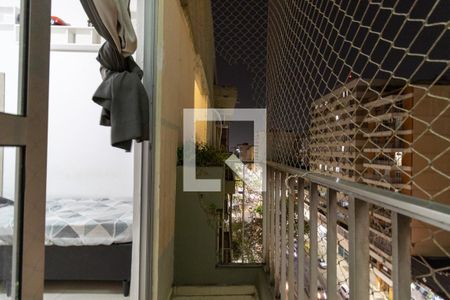 Apartamento à venda com 69m², 3 quartos e 1 vagaQuarto 2 Varanda