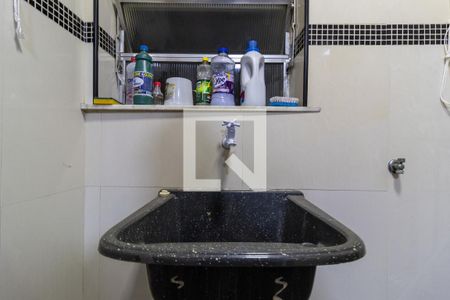 Apartamento à venda com 69m², 3 quartos e 1 vagaÁrea de Serviço