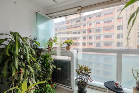 Sacada de apartamento à venda com 2 quartos, 69m² em Bela Vista, São Paulo